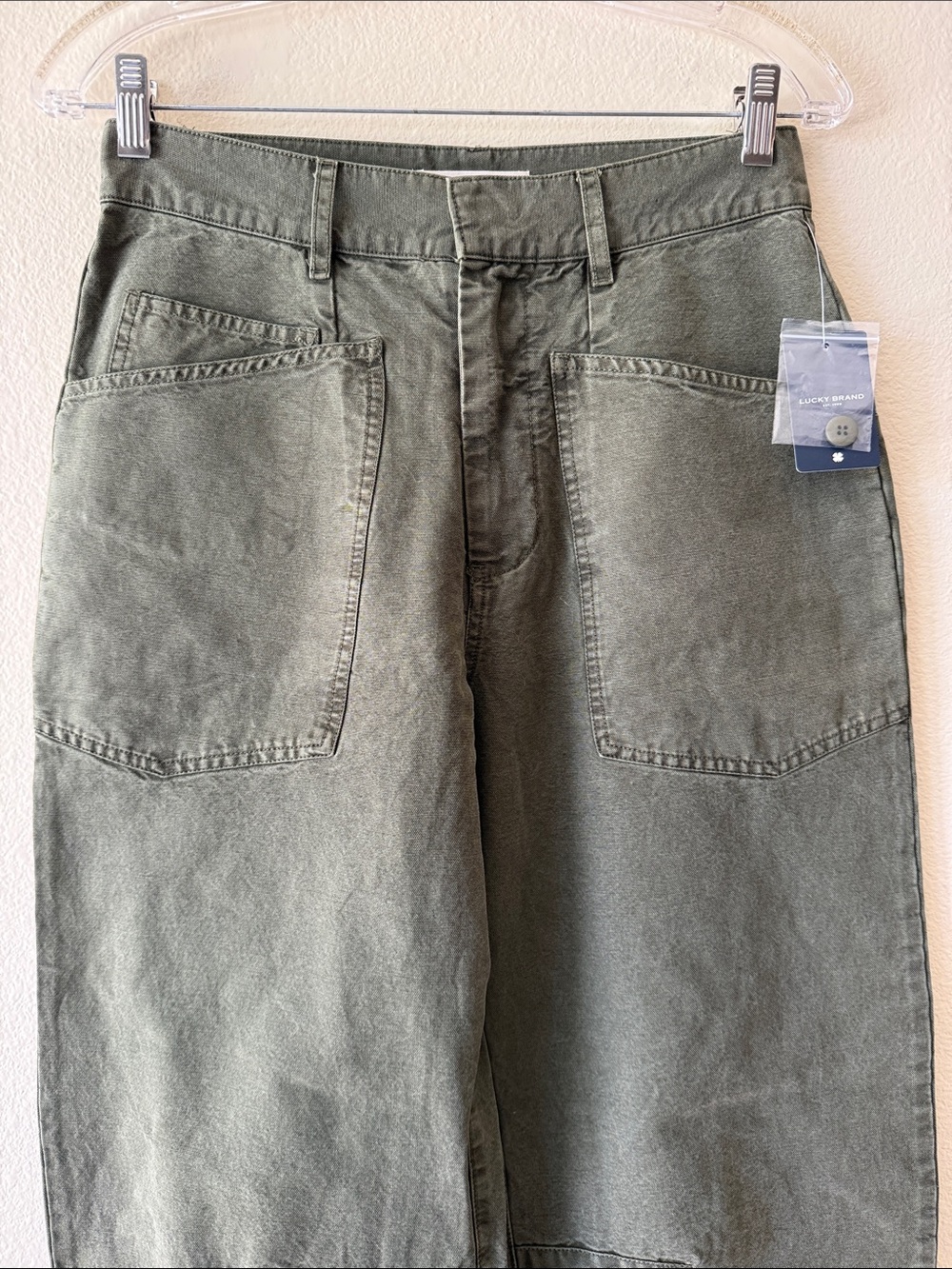 Lucky Brand Barrel Leg Balloon Olive Green Pants - Picture 2 of 8
